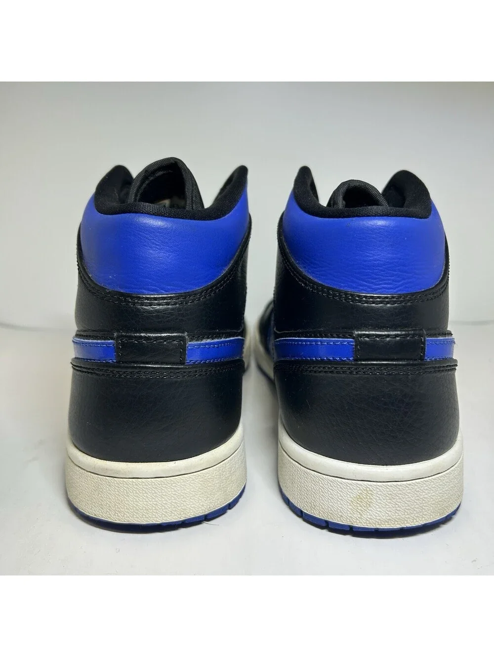 Air Jordan 1 Mid Royal 2020 - Size 10 - (554724-068)